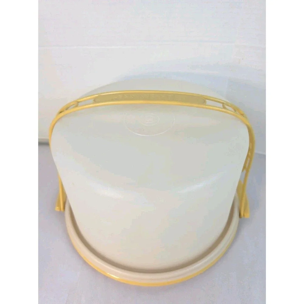 Vintage 3pc Cake Taker Carrier Round handle Harvest Gold Keeper Complete